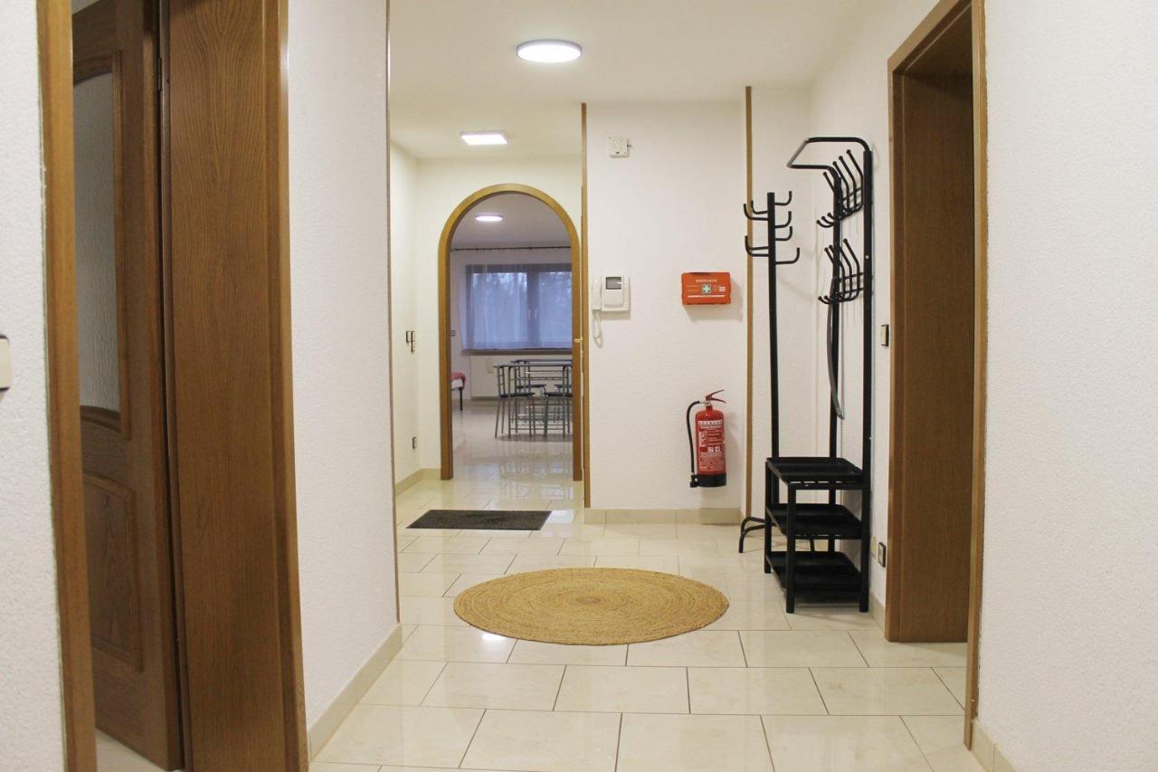 לודוויגסבורג Spacious Apartment In Industrial Area מראה חיצוני תמונה