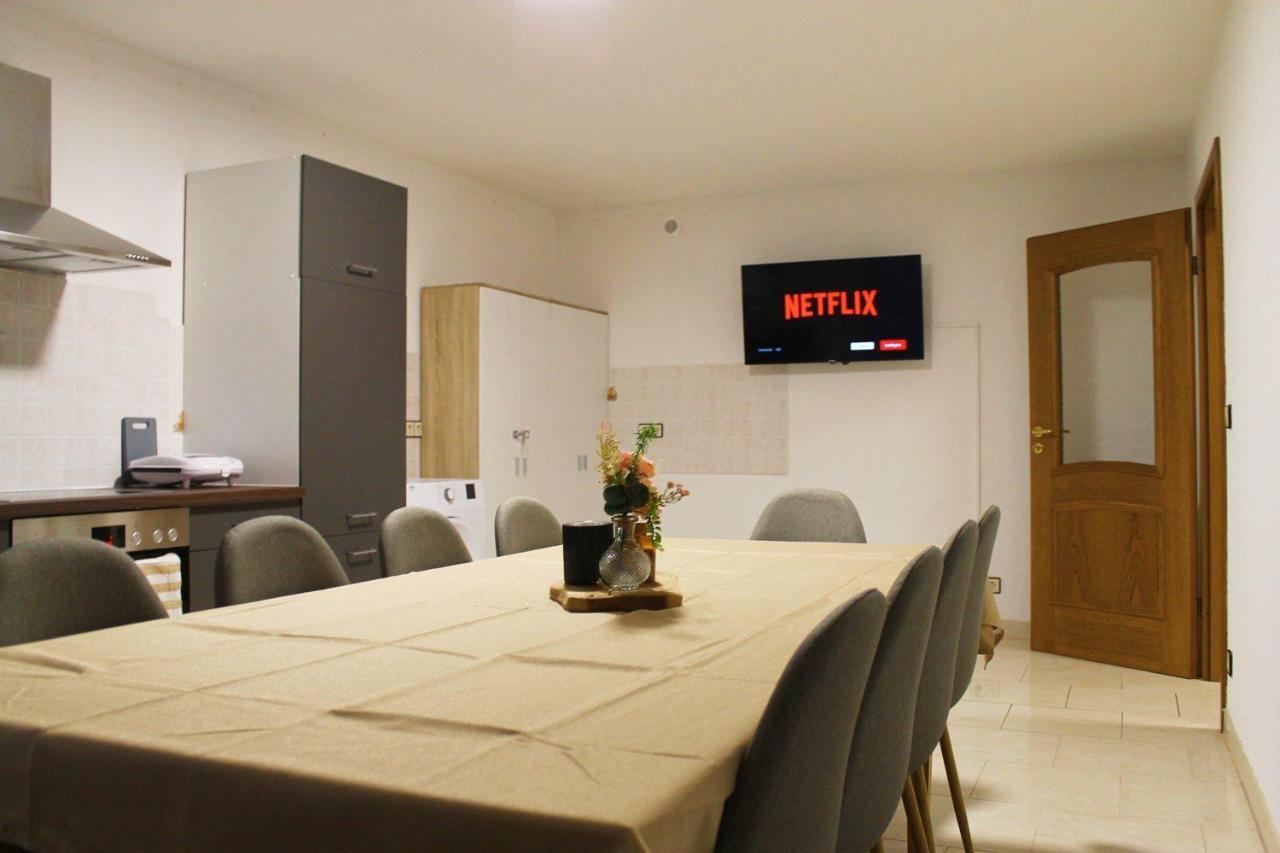 לודוויגסבורג Spacious Apartment In Industrial Area מראה חיצוני תמונה